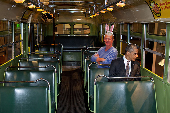 Obama bus Tom